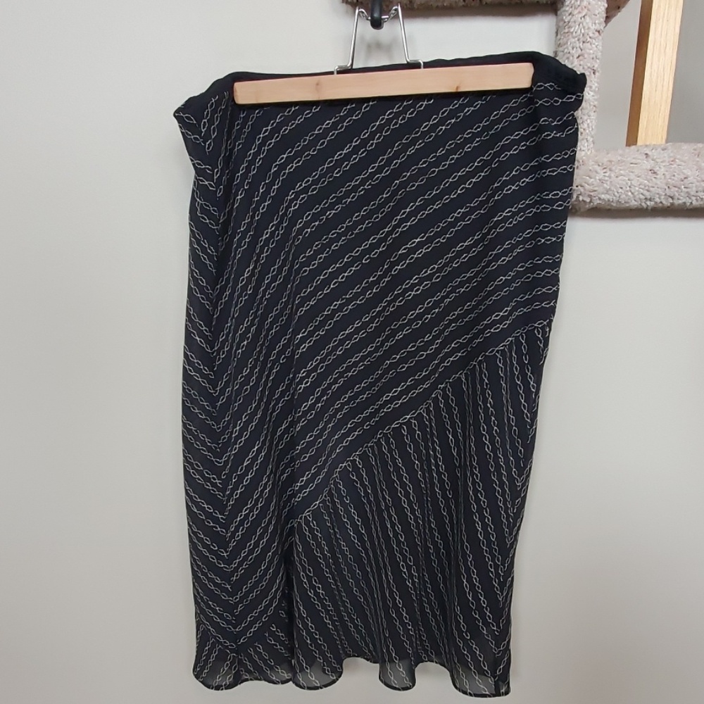 Black skirt